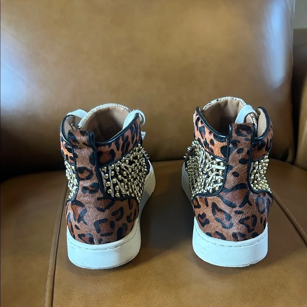 Steve Madden Rockstud Leopard Print Sneakers Men’s 9